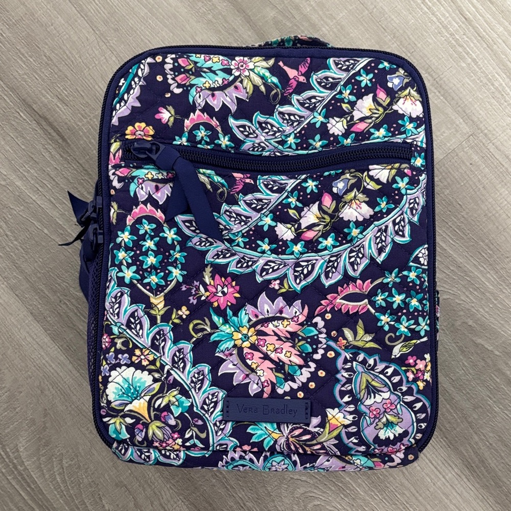 Vera Bradley Women's lunch box  - purple and Floral